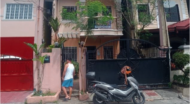 3 BR House and Lot in Cainta Greenpark Pasig City 3 BR House and Lot in Cainta Greenpark Pasig City