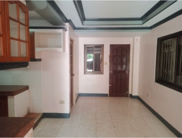 Foredclosed 3 Bedroom House and Lot in Cainta Greenpark Village Pasig City - Image 5